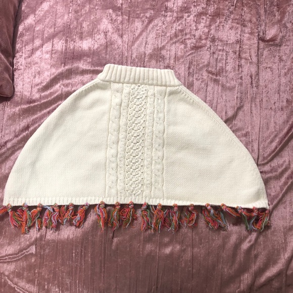 Tommy Hilfiger cream mock neck sweater size 4/4T - Picture 2 of 5